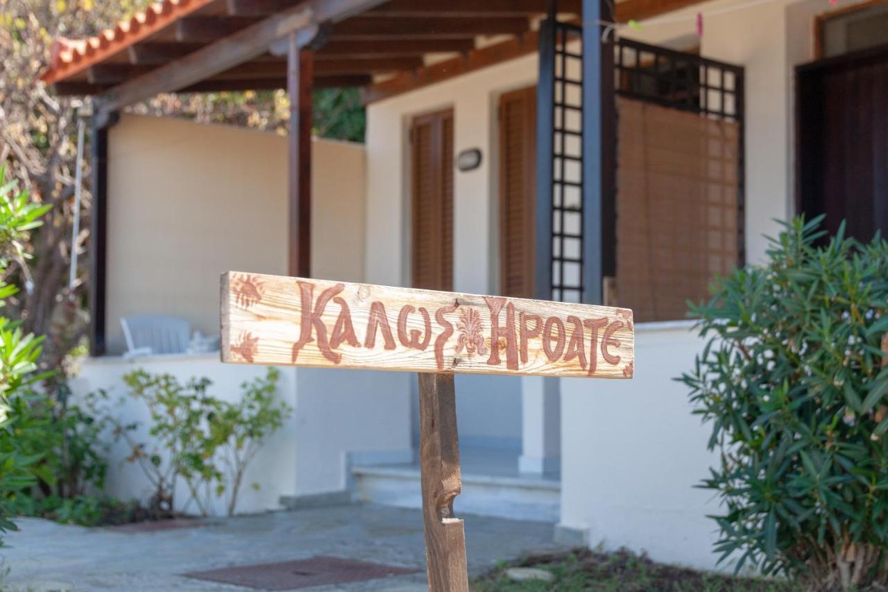 Athina Apartments Palaiopoli  Exterior foto